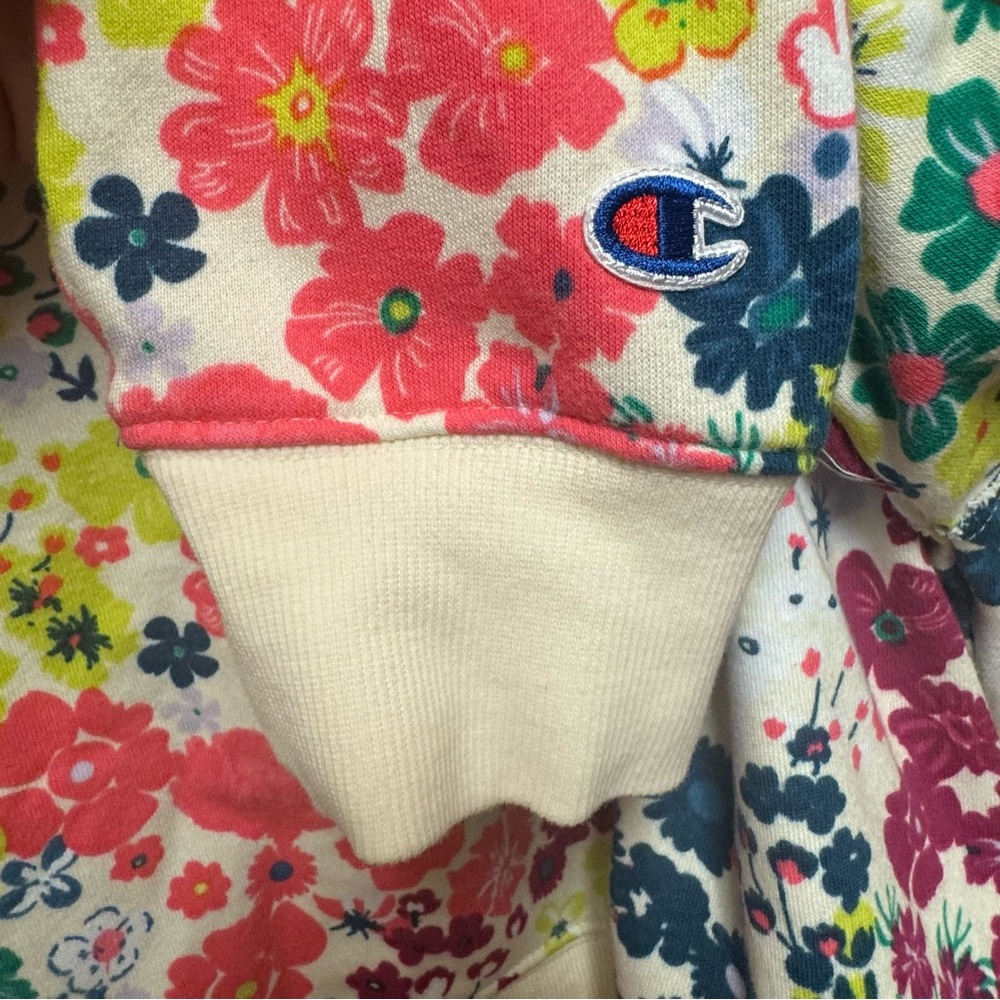 Champion Cropped Floral Crewneck Sweatshirt - Picture 6 of 8